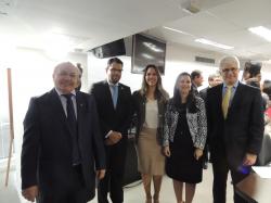 Dirigentes das entidades e a Ministra Chefe da AGU, Grace Mendonça